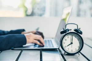 Read more about the article Maximizing Efficiency: The Role of Effective Time Management and Outsourcing Services in Modern Work Environments